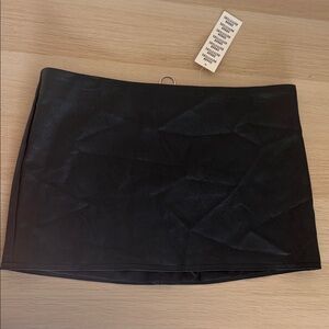 Urban Outfitters Black Micro Mini Skirt Faux Leather Size Small Back Zipper